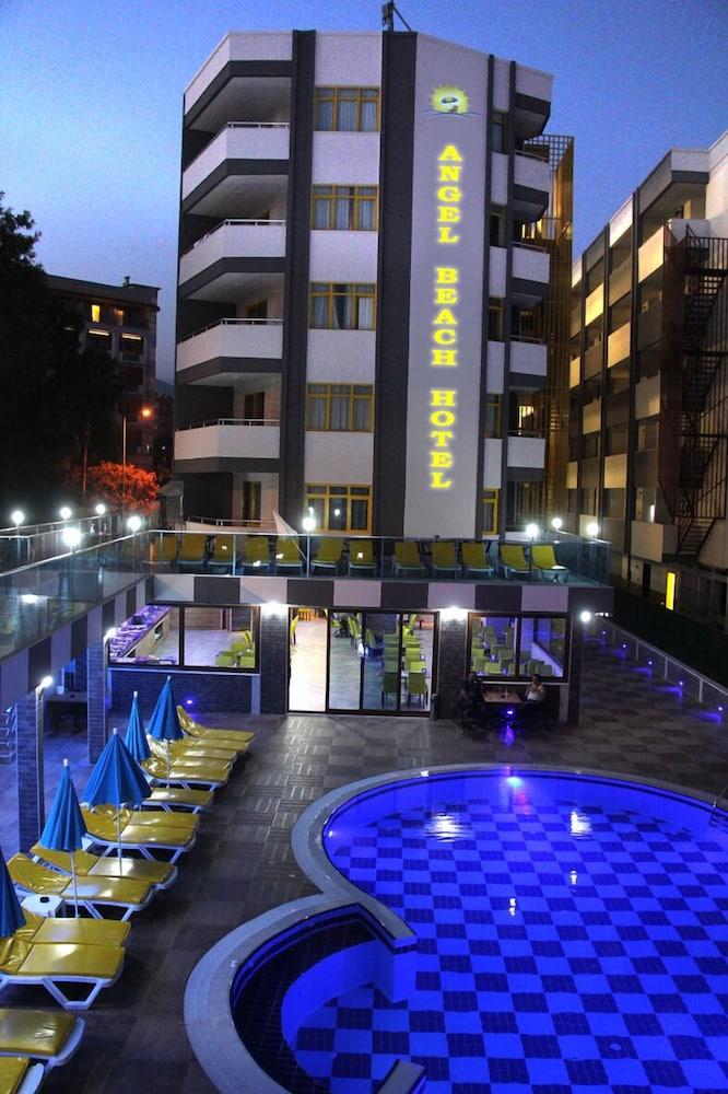 Merlin Beach Park Hotel Tosmur Exteriör bild