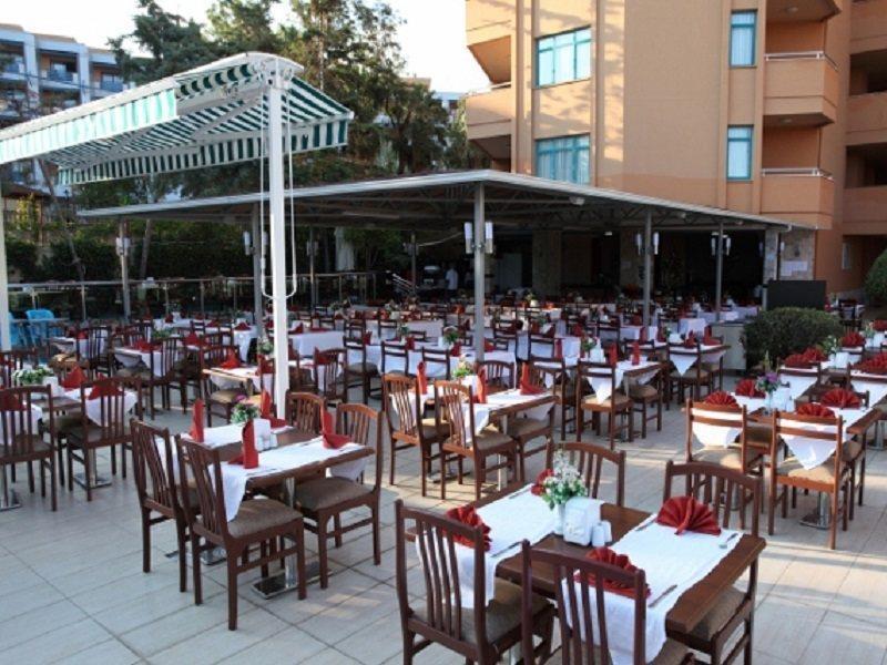 Merlin Beach Park Hotel Tosmur Exteriör bild
